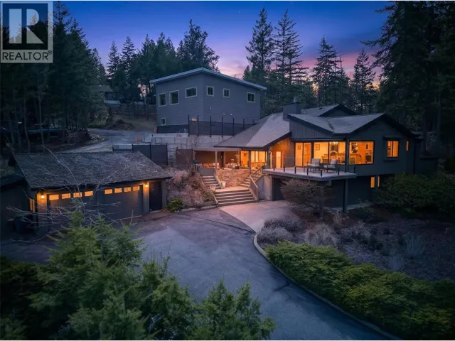 935 Lloyd Jones Drive, West Kelowna, British Columbia V1Z2X9