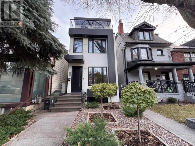 LOWER - 17 HOCKEN AVENUE, Toronto (Wychwood), Ontario M6G2K1