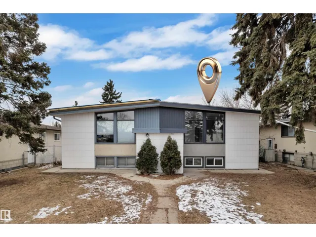 11429 39 AV NW, Edmonton, Alberta T6J0M5