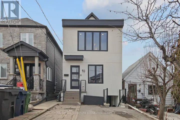 MAIN - 18 HARLTON CRESCENT, Toronto (Keelesdale-Eglinton West), Ontario M6M1L1