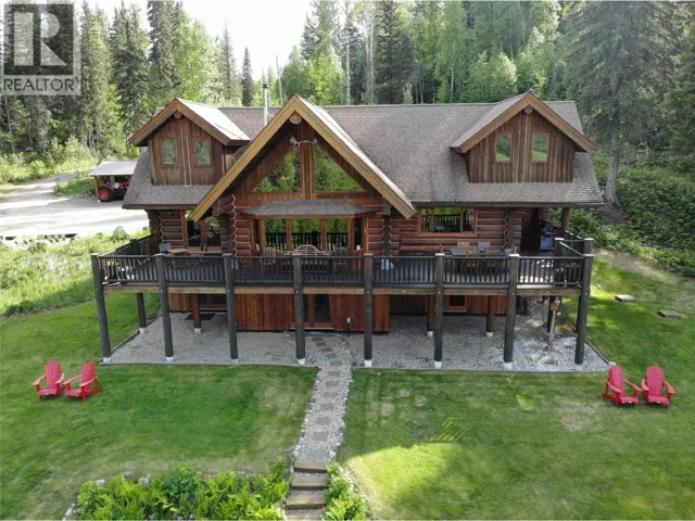 6584 Corral Road, Clearwater, British Columbia V0E1N1