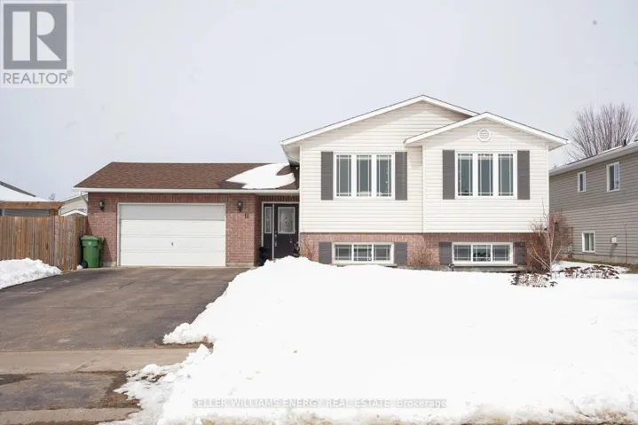 11 MORNING STAR STREET, Petawawa, Ontario K8H0A1