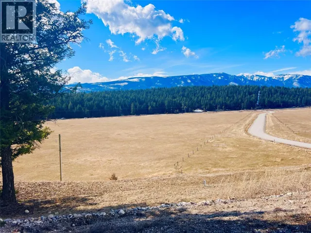 Lot 1 KOOTENAY RD NO 3 Road, Windermere, British Columbia V0B1L1