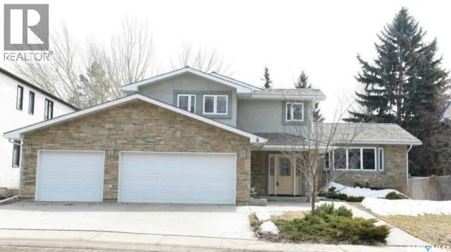 13 MARTIN STREET, Regina, Saskatchewan S4S3W2