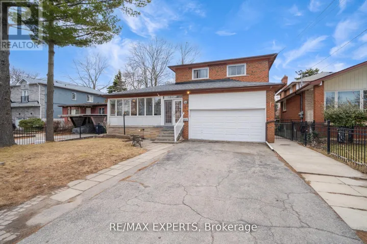 56 HOMESTEAD ROAD, Toronto (West Hill), Ontario M1E3R9