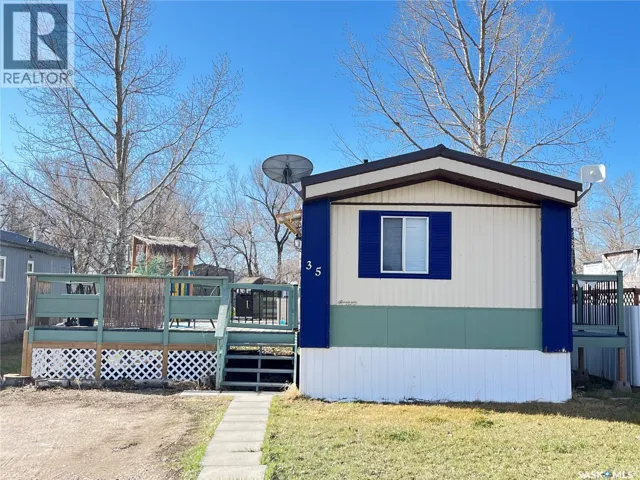 35 Cypress Mobile Home Park, Maple Creek, Saskatchewan S0N1N0