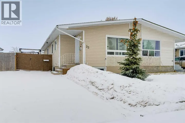 33 Wells Street, Red Deer, Alberta T4N5Y2