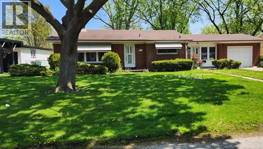 3024 VIRGINIA PARK AVENUE, Windsor, Ontario N9E2C2