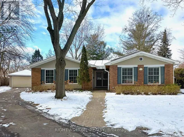 772 WYLAN COURT, Mississauga (Clarkson), Ontario L5J2T5