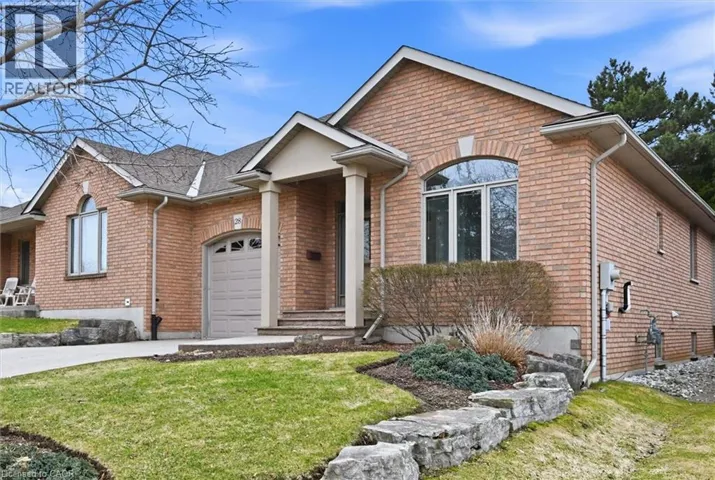 28 WAINWRIGHT Boulevard, Dundas, Ontario L9H7N5