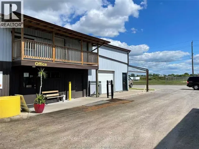 740 GILLARD STREET, Chatham-Kent (Wallaceburg), Ontario N8A4Z5