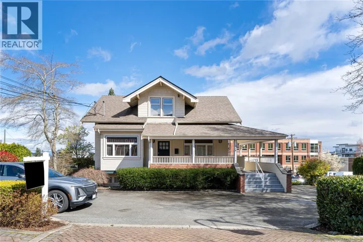 348 Wesley St, Nanaimo, British Columbia V9R2T6
