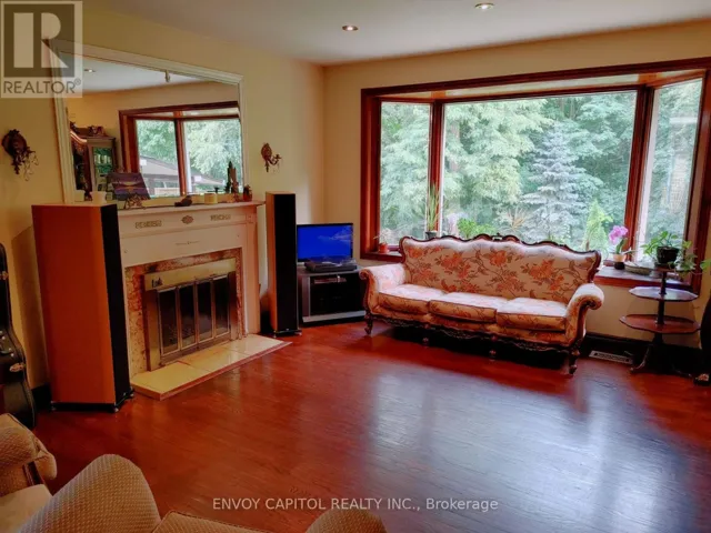 86 WEST DEANE PARK DRIVE, Toronto (Eringate-Centennial-West Deane), Ontario M9B2S3