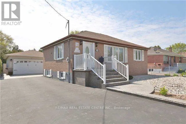 1016 PINEGROVE ROAD, Oakville (WO West), Ontario L6L2W2