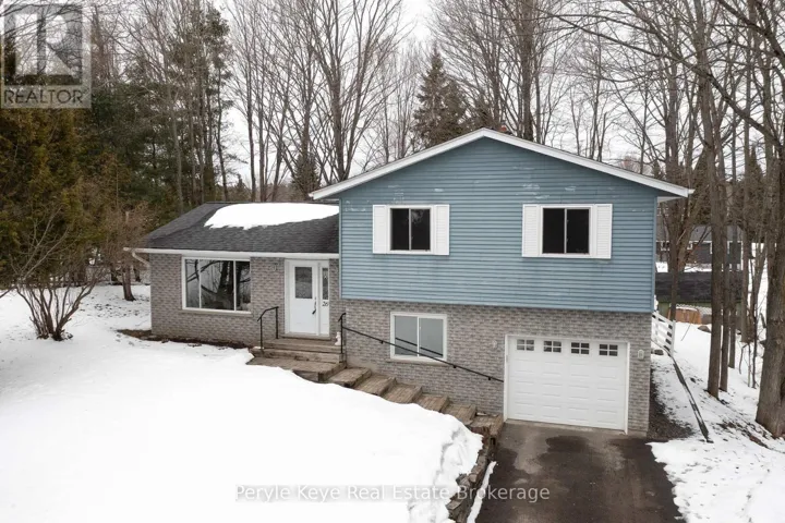 26 WESTVALE DRIVE, Bracebridge (Monck (Bracebridge)), Ontario P1L1B5