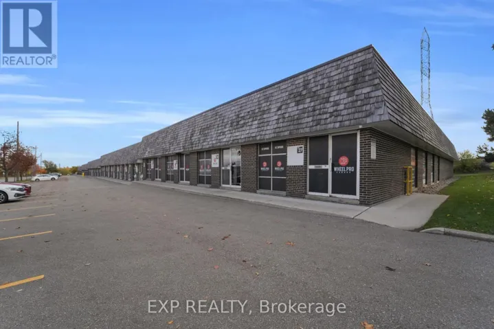 27 - 45 BRISBANE ROAD, Toronto (York University Heights), Ontario M3J2K1