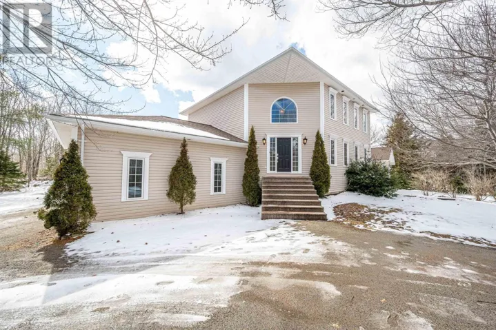 9 Haliburton Crescent, Stillwater Lake, Nova Scotia B3Z1P1