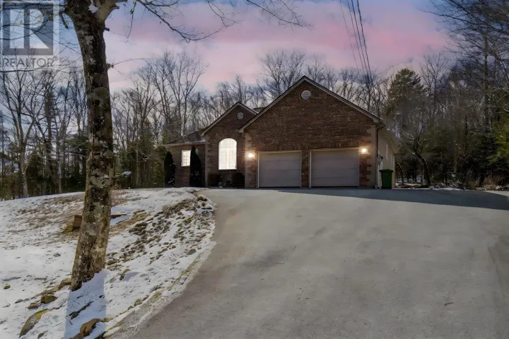 286 Sandy Run, Hammonds Plains, Nova Scotia B4B1X9