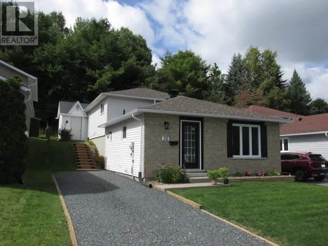 36 Hergott AVE, Elliot Lake, Ontario P5A3A8