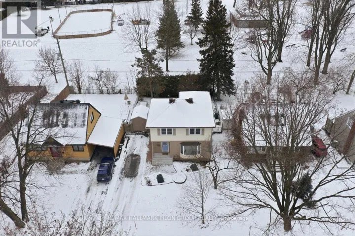 962 WESTON DRIVE, Ottawa, Ontario K1G1X2