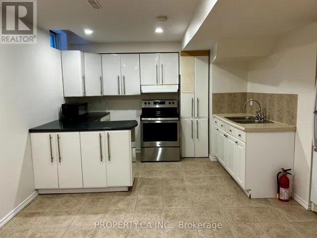 BASEMENT - 144 ROCKWOOD CRESCENT, Vaughan (Beverley Glen), Ontario L4J7W1