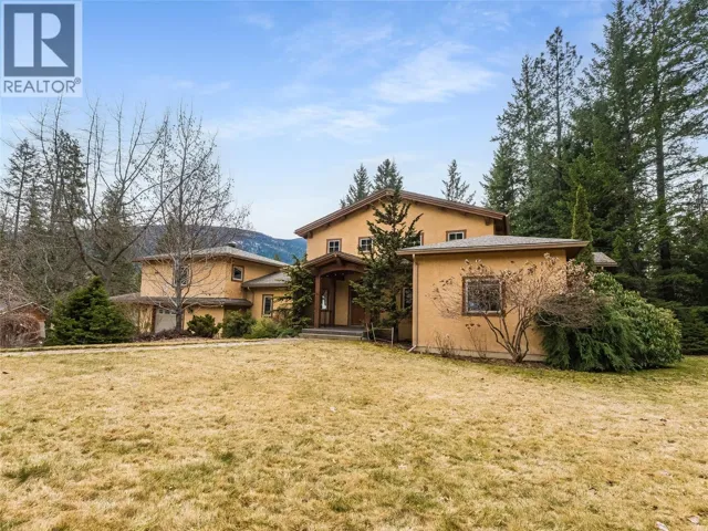 3179 HEDDLE Road, Nelson, British Columbia V1L6M2