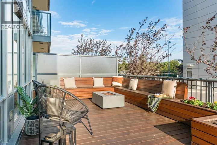 102, 128 2 Street SW, Calgary, Alberta T2P0S7