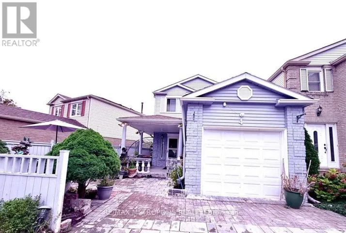 4 SHEPMORE TERRACE, Toronto (Malvern), Ontario M1B3H4