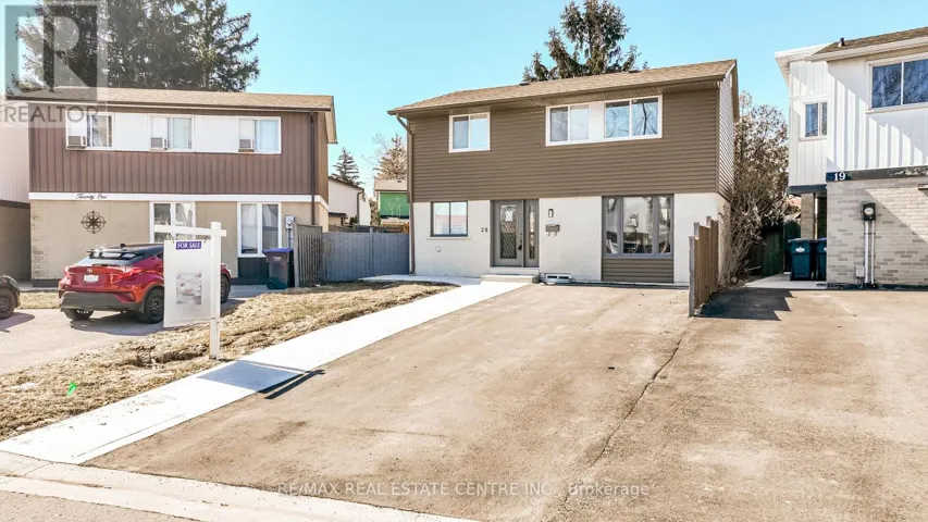 20 HAYDEN COURT, Brampton (Central Park), Ontario L6S1Y3