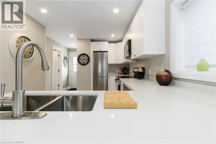 16 MT. PLEASANT Street, Brantford, Ontario N3T1S5