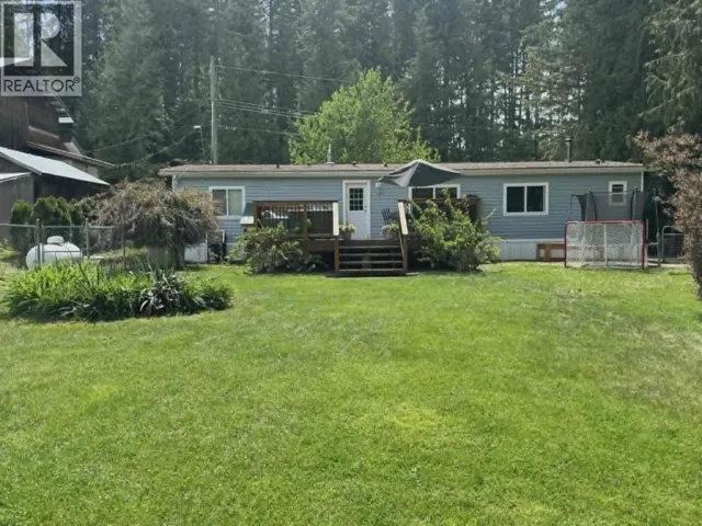 19 West Poirier Road, Mara, British Columbia V0E2K0
