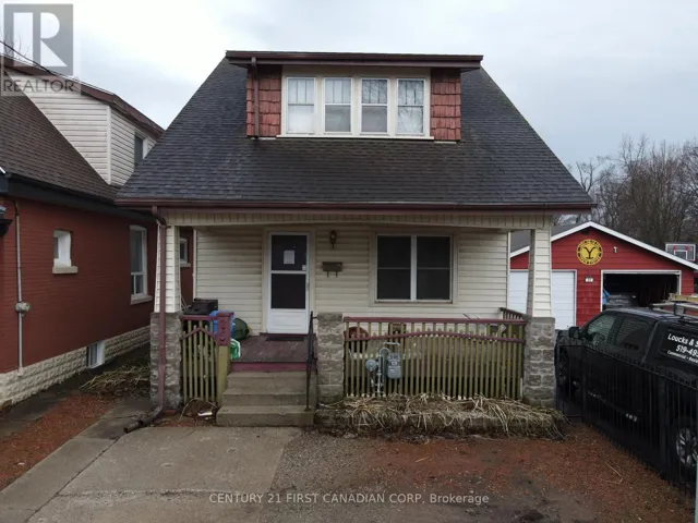 35 VAUXHALL STREET, London East (East L), Ontario N5Z1B3