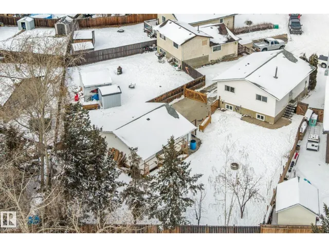 107 WARWICK RD NW, Edmonton, Alberta T5Z4P7