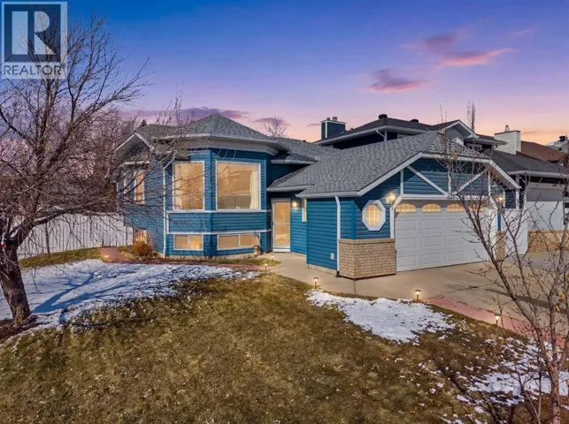 276 Riverside Mews SE, Calgary, Alberta T2C3Y8