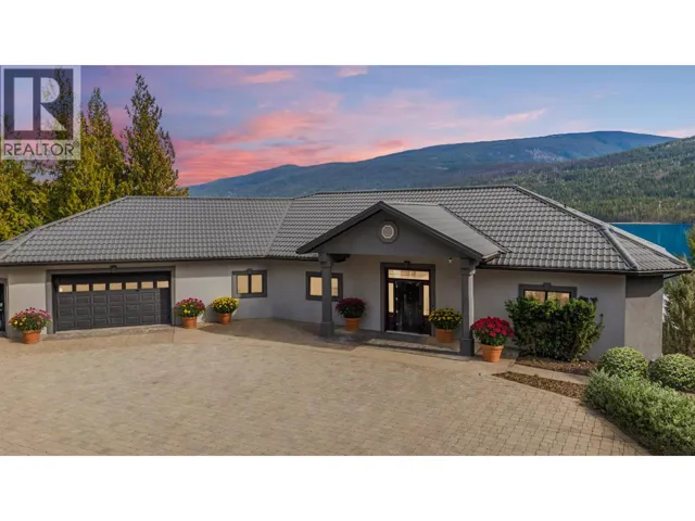 3918 Parri Road, Sorrento, British Columbia V0E2W1