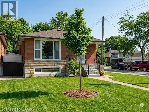 1224 DUNSMURE Road, Hamilton, Ontario L8H1L6