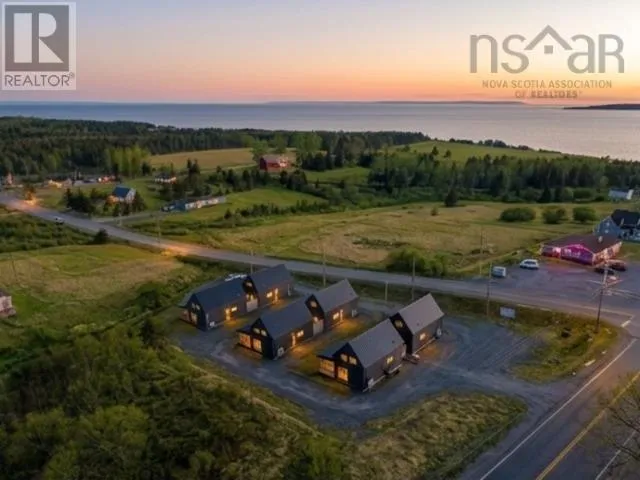 15 Shore Road, Harbourview, Nova Scotia B0E2W0