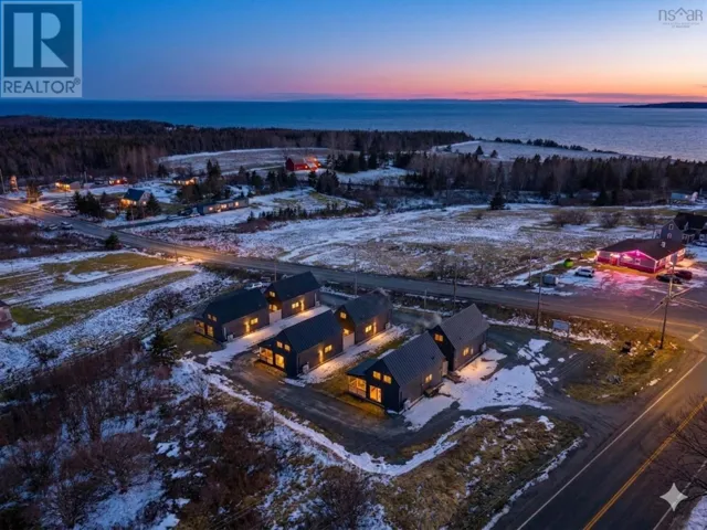 15 Shore Road, Harbourview, Nova Scotia B0E2W0