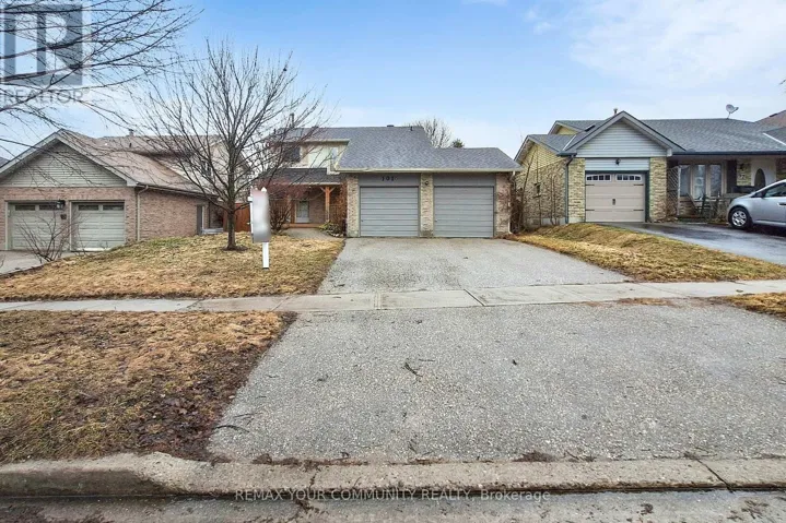 101 ASHTON ROAD, Newmarket (Huron Heights-Leslie Valley), Ontario L3Y5R6