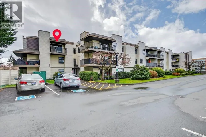 585 DOGWOOD St S, Campbell River, British Columbia V9W6T6