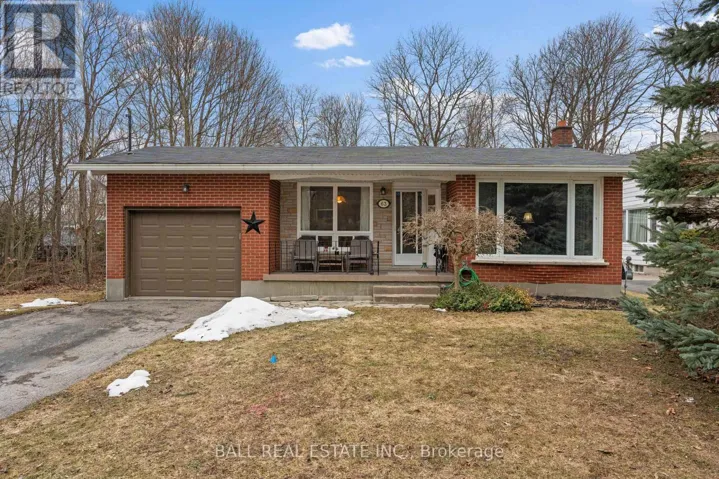 63 STRACHAN STREET, Port Hope, Ontario L1A1H8