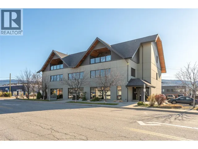 1516 Fairview Road Unit# 301, Penticton, British Columbia V2A6A3