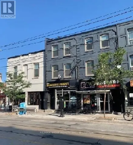 A - 1118 QUEEN STREET W, Toronto (Trinity-Bellwoods), Ontario M6J1H9