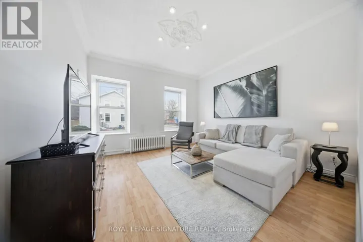 1 - 209 HUNTER STREET E, Hamilton (Corktown), Ontario L8N1N1