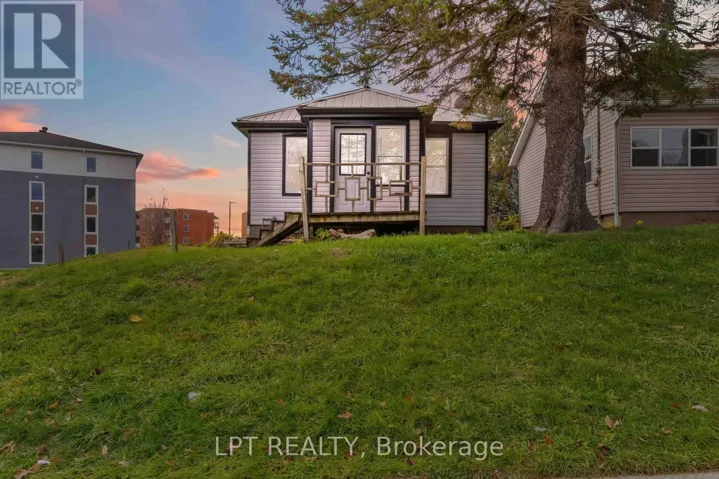 222 BARTHOLOMEW STREET, Brockville, Ontario K6V2S6