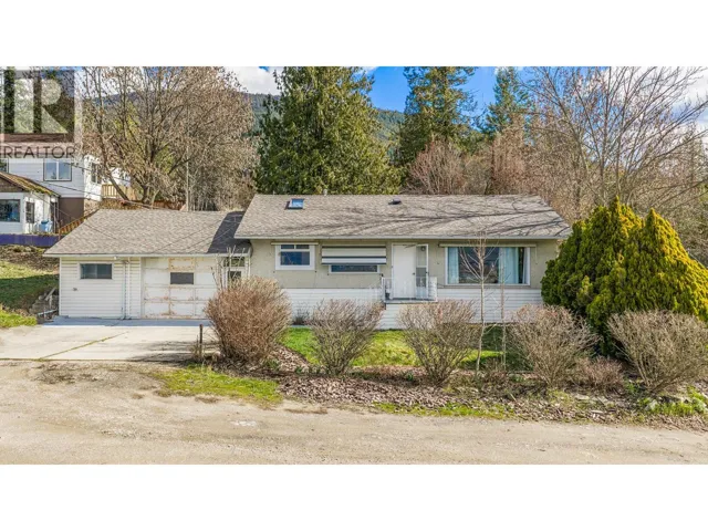 338 VALLEYVIEW Drive, Creston, British Columbia V0B1G3