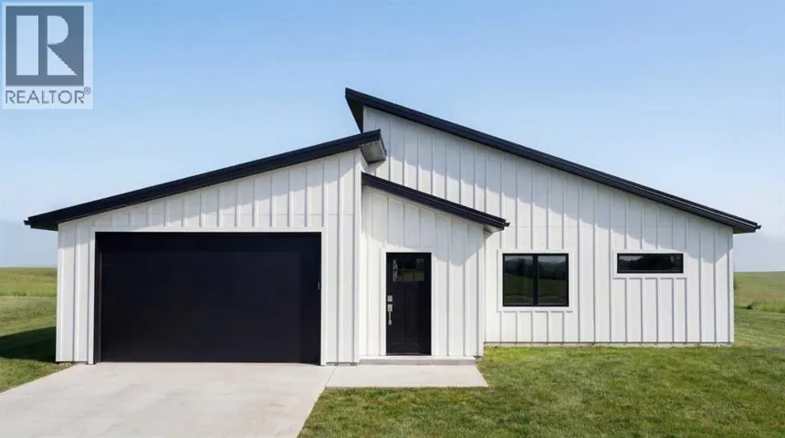 8 Diamond Valley Close, Rural Kneehill County, Alberta T0M0L0