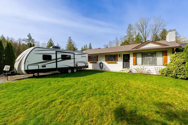 3525 LATIMER STREET, Abbotsford, British Columbia V2S5M9