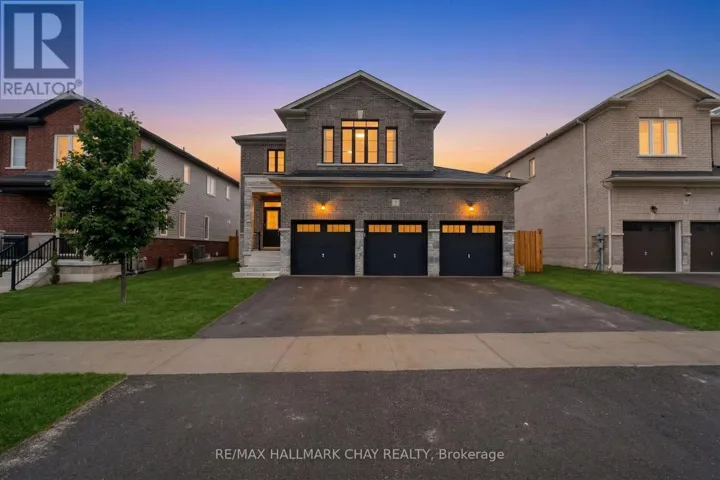 7 MIDDLETON DRIVE, Wasaga Beach, Ontario L9Z0L1