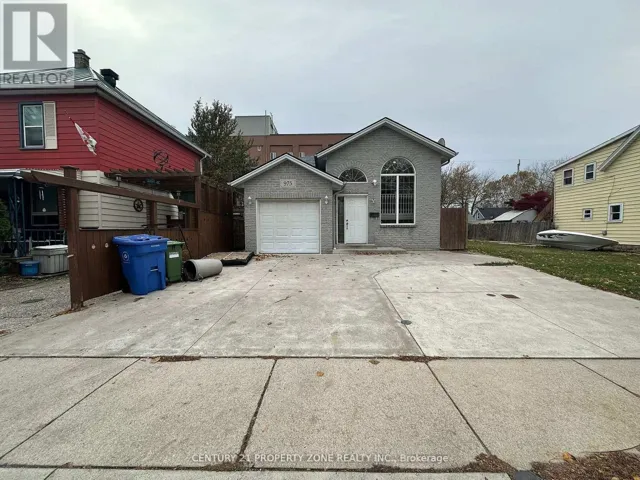 975 ALBERT ROAD, Windsor, Ontario N8Y3P1